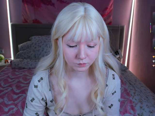 1stEva's BongaCams show and profile