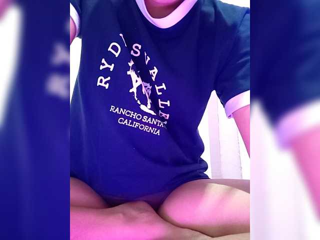 CamX1's BongaCams show and profile