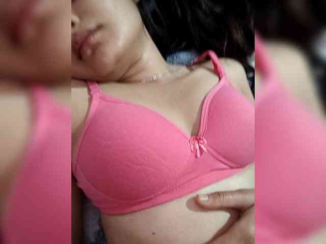 CamX1 Live Webcam on BongaCams