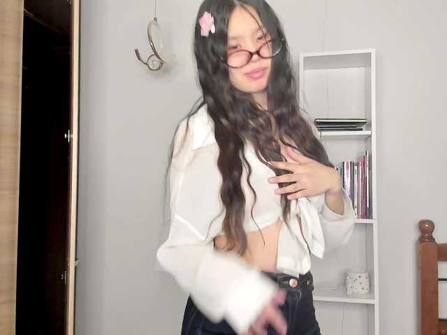 amiya-cute's BongaCams show and profile