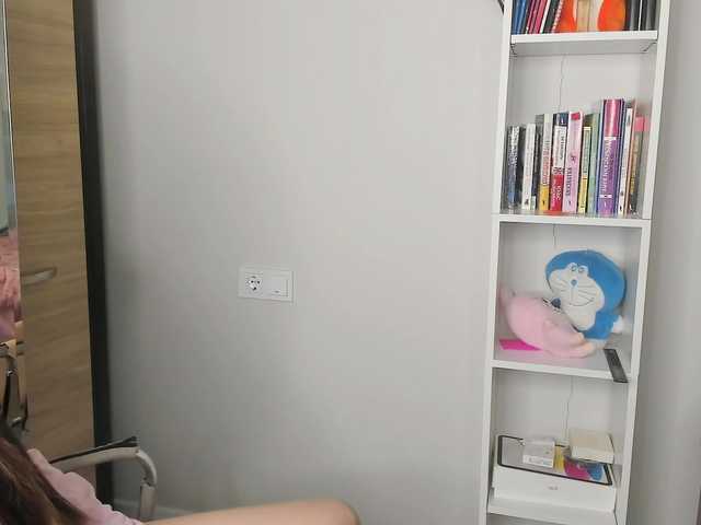 amiya-cute's BongaCams show and profile