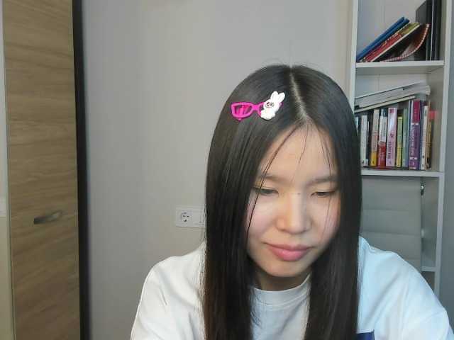 amiya-cute's BongaCams show and profile