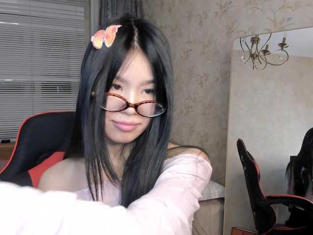 amiya-cute's BongaCams show and profile