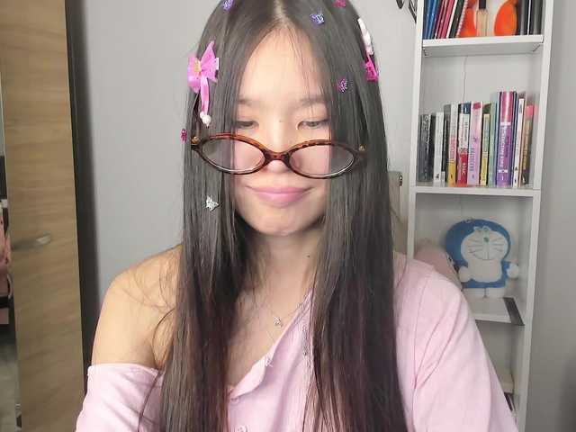 amiya-cute's BongaCams show and profile