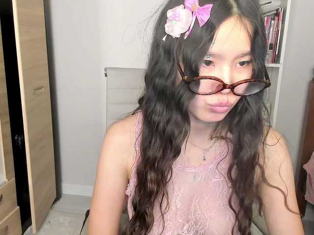 amiya-cute's BongaCams show and profile