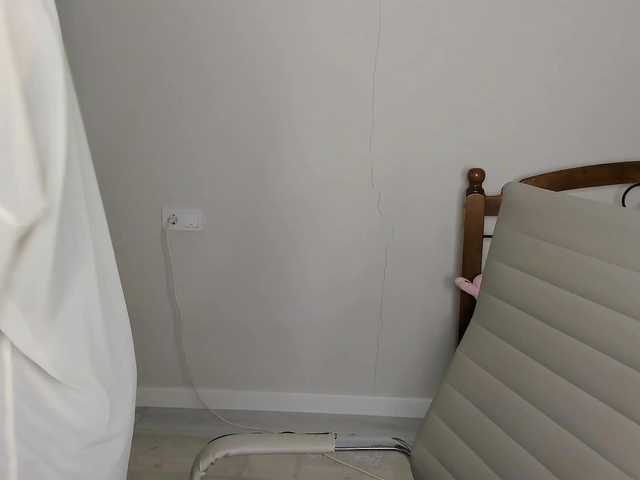 amiya-cute's BongaCams show and profile