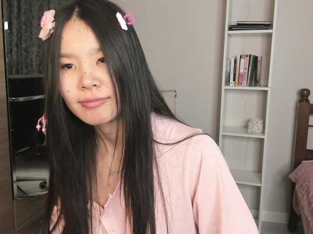amiya-cute's BongaCams show and profile