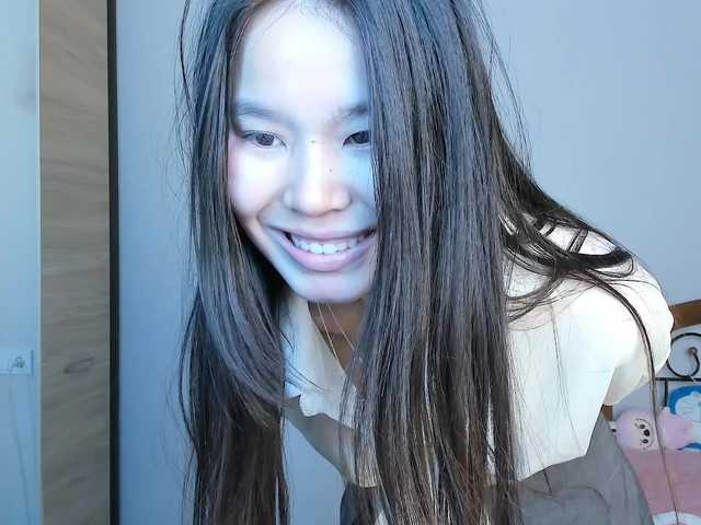 amiya-cute's BongaCams show and profile