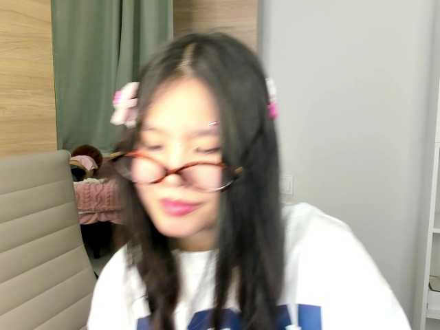 amiya-cute's BongaCams show and profile