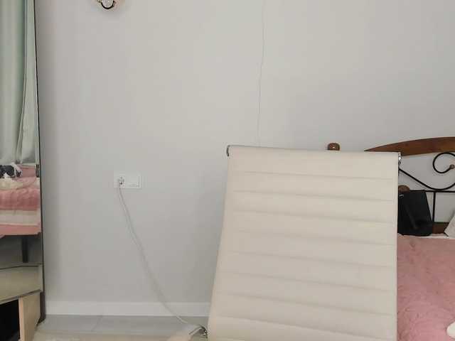 amiya-cute's BongaCams show and profile