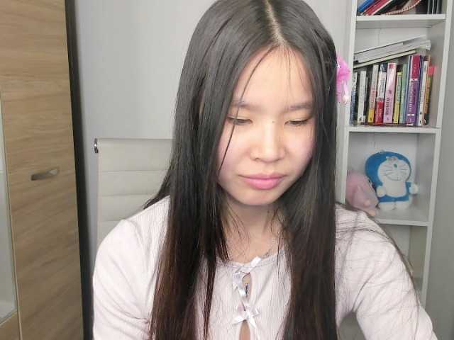 amiya-cute's BongaCams show and profile