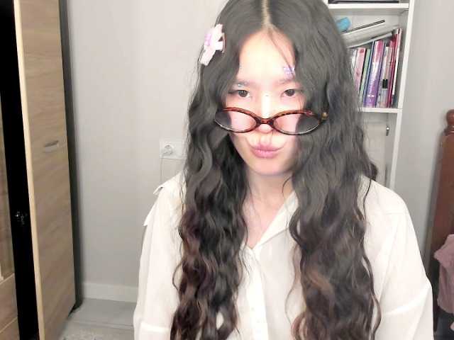 amiya-cute's BongaCams show and profile