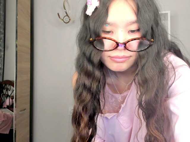 amiya-cute broadcasting live