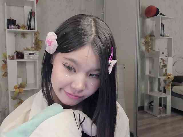 amiya-cute webcam