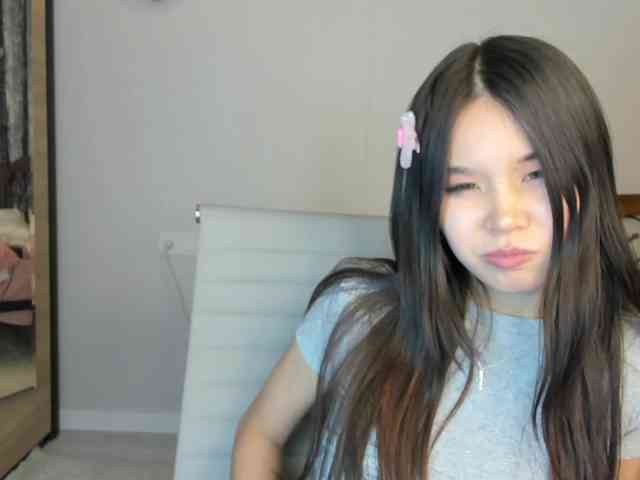 amiya-cute webcam