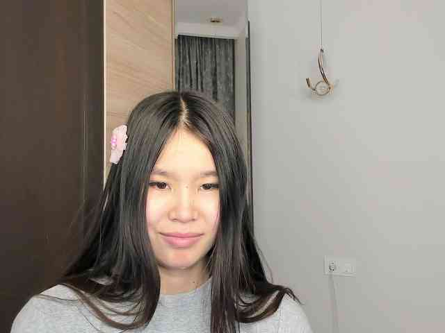 amiya-cute webcam