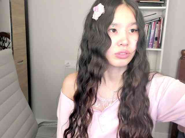 amiya-cute webcam