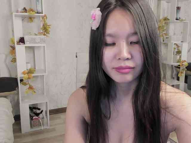 amiya-cute Live Webcam on BongaCams