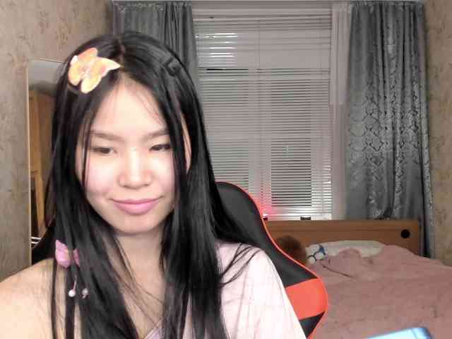 amiya-cute webcam