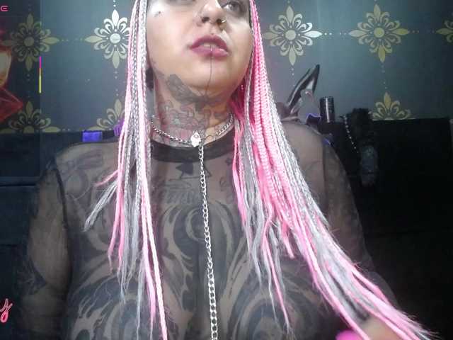 Eli-spank's BongaCams show and profile