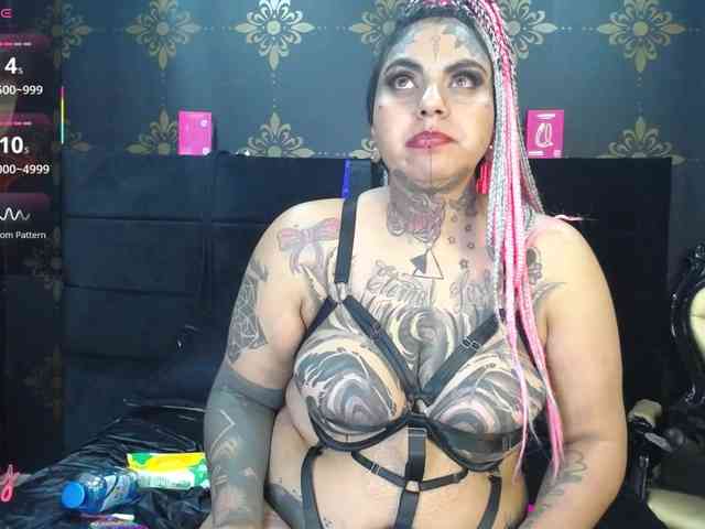 Eli-spank Live Webcam on BongaCams