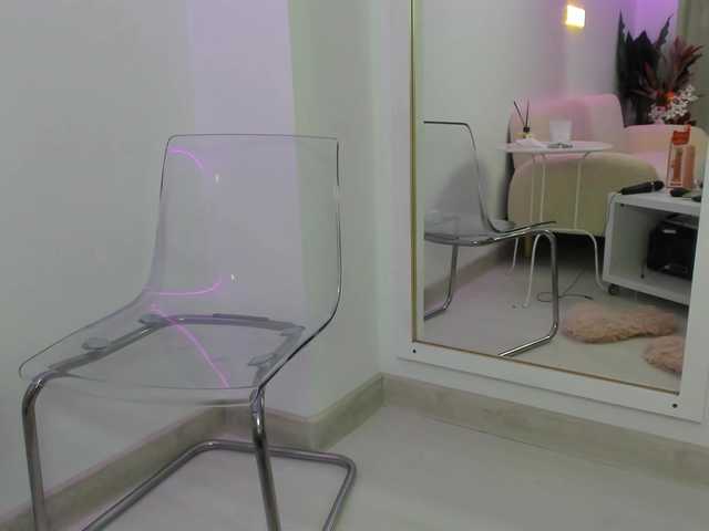 Baby-Ava's BongaCams show and profile