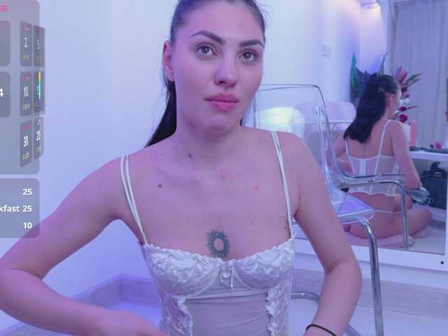 Baby-Ava's BongaCams show and profile