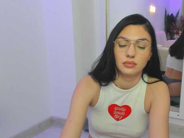 Baby-Ava's BongaCams show and profile