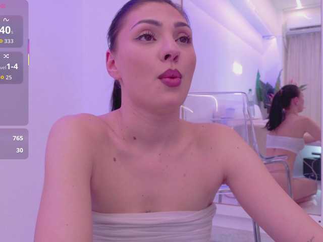 Baby-Ava's BongaCams show and profile