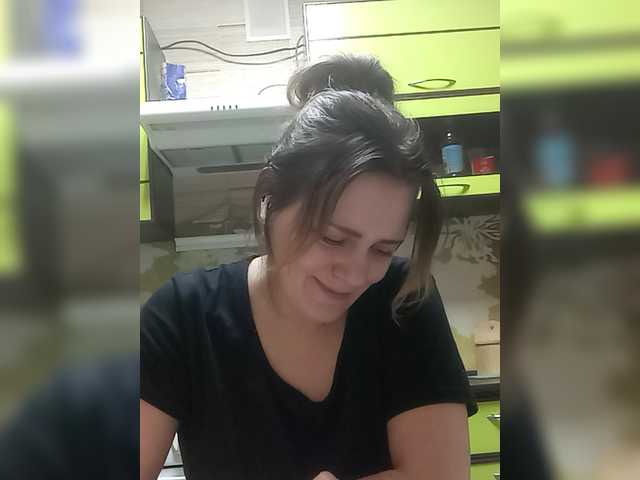 ScarletMoon-666's BongaCams show and profile