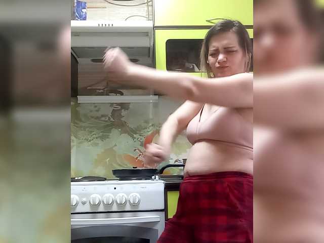 ScarletMoon-666's BongaCams show and profile