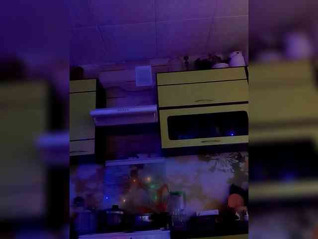 ScarletMoon-666 webcam