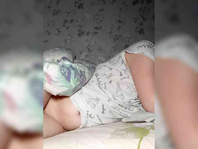 ScarletMoon-666 webcam