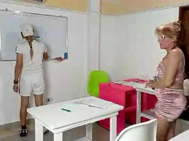 B612a's BongaCams show and profile