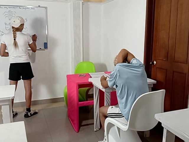 B612a's BongaCams show and profile