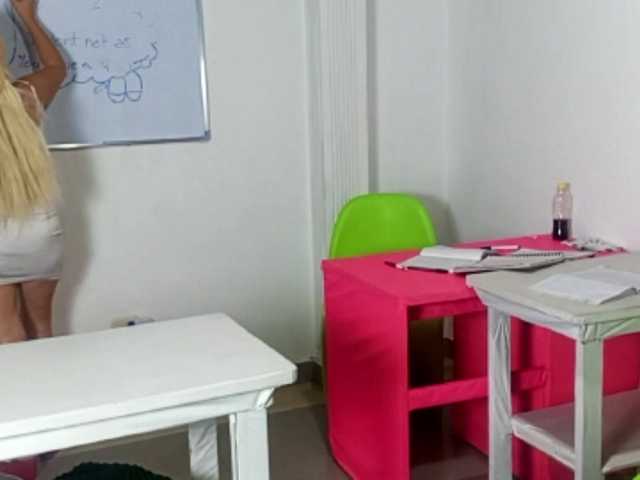 B612a's BongaCams show and profile