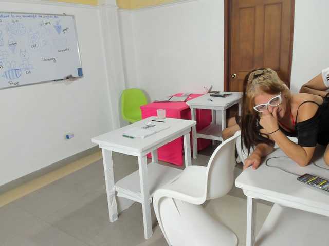 B612a's BongaCams show and profile