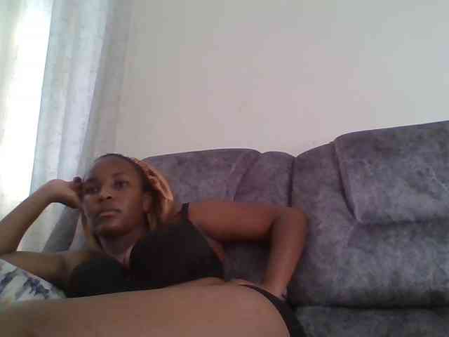 Sexxy-ebony2025 webcam