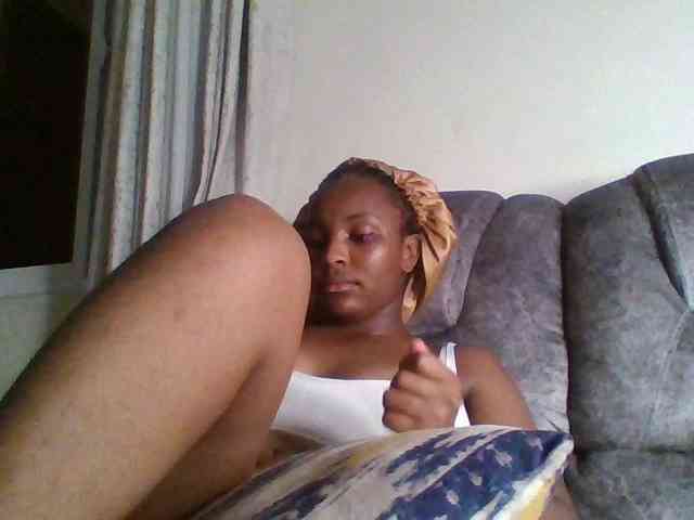 Sexxy-ebony2025 webcam