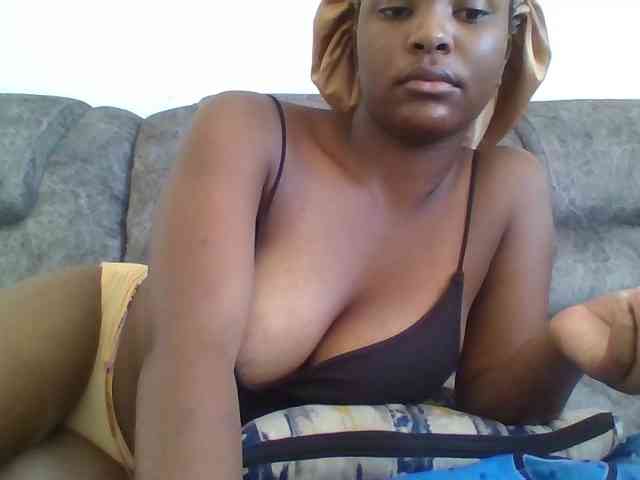 Sexxy-ebony2025 webcam