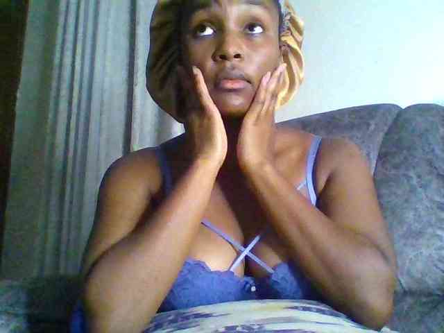 Sexxy-ebony2025 webcam