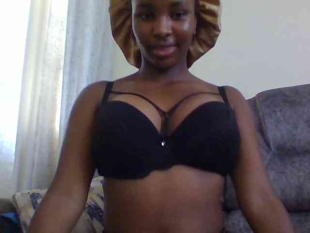 Sexxy-ebony2025 webcam