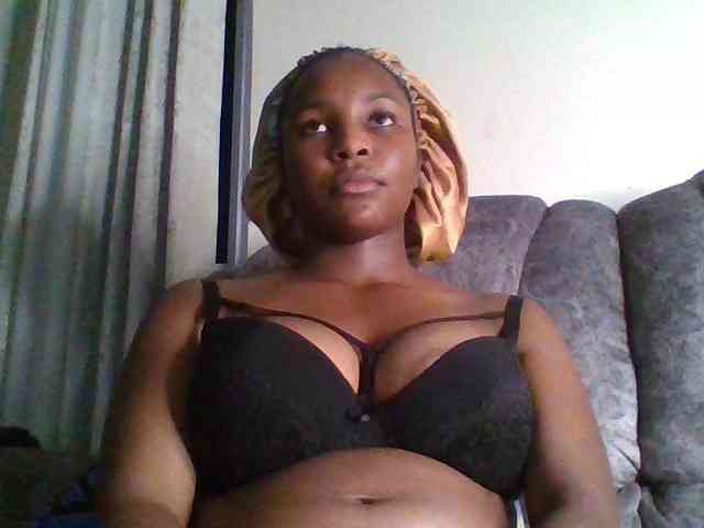 Sexxy-ebony2025 webcam