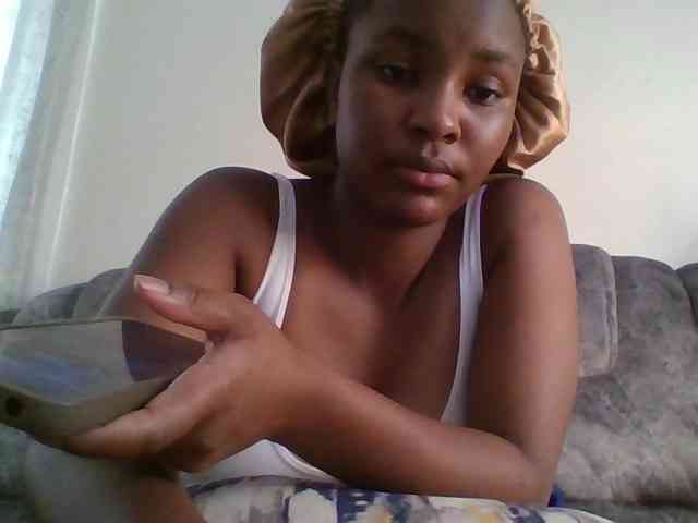 Sexxy-ebony2025 webcam