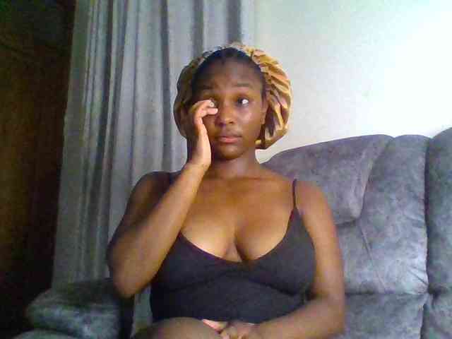 Sexxy-ebony2025 webcam