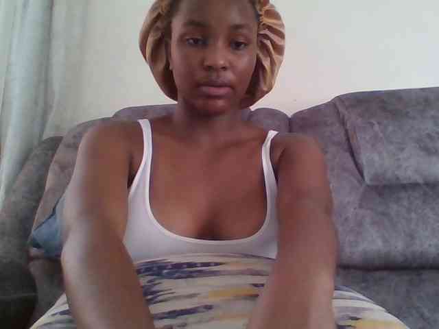 Sexxy-ebony2025 webcam