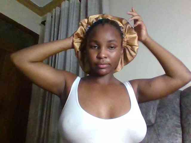 Sexxy-ebony2025 webcam