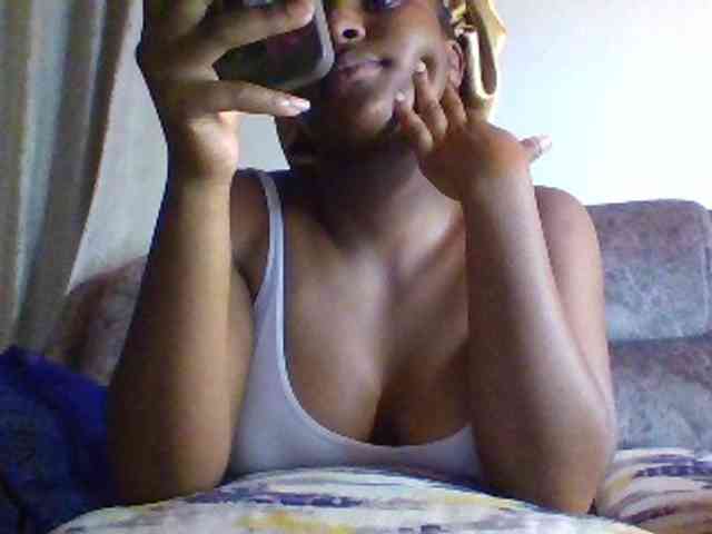 Sexxy-ebony2025 webcam