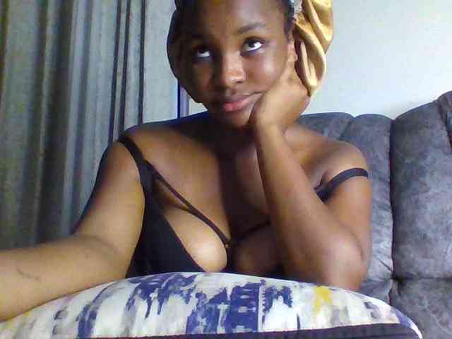 Sexxy-ebony2025 webcam