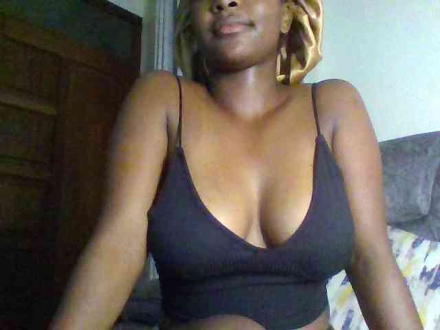 Sexxy-ebony2025 webcam